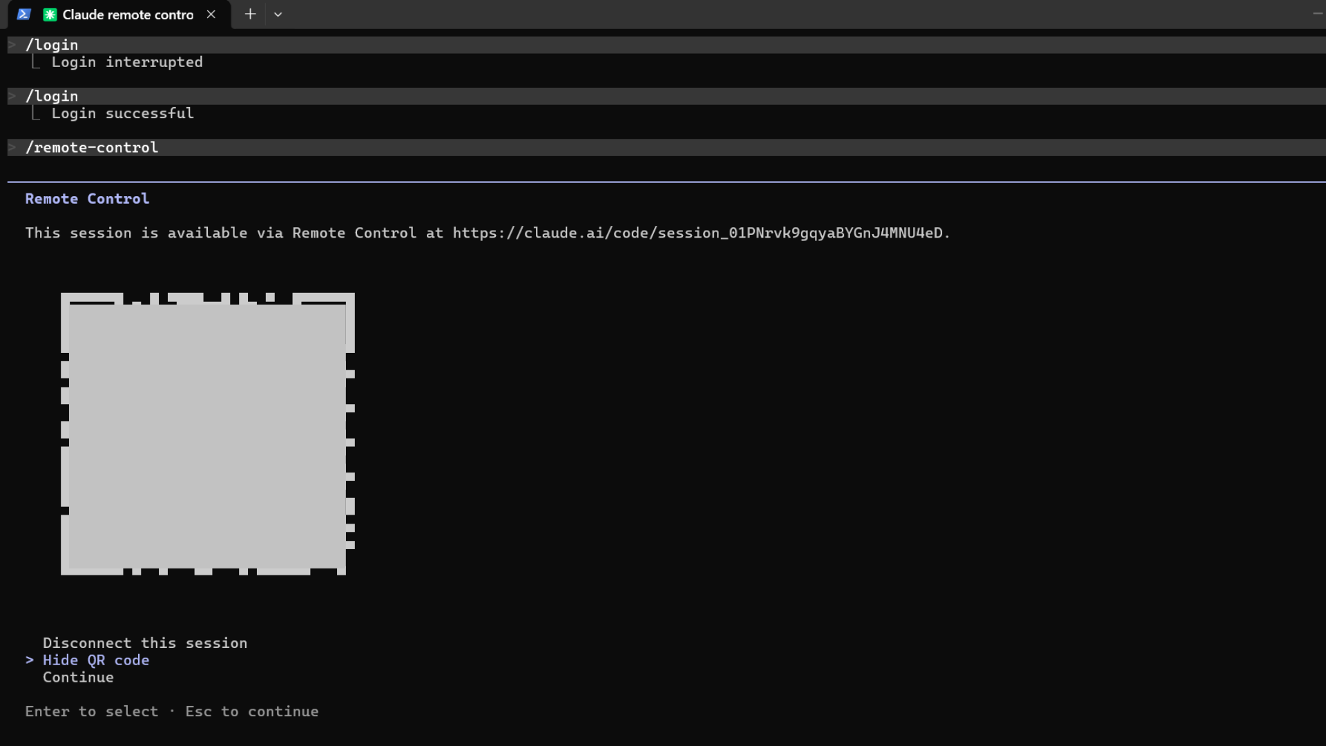 /remote-controlコマンド実行後の画面。セッションURLとQRコードが表示され、スマホからの接続待ち状態