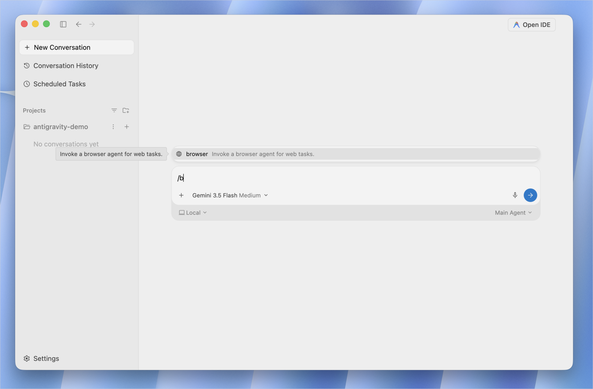 Antigravity 2.0のチャット欄に「/b」と入力し、browserコマンドの候補が表示された画面