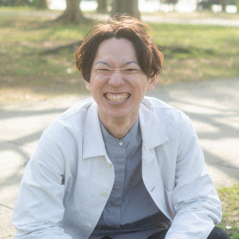 灰藤 健吾